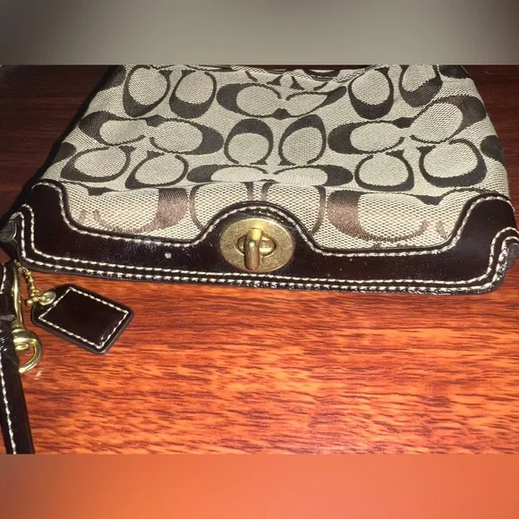 COACH Wristlet - Picture 3 of 6